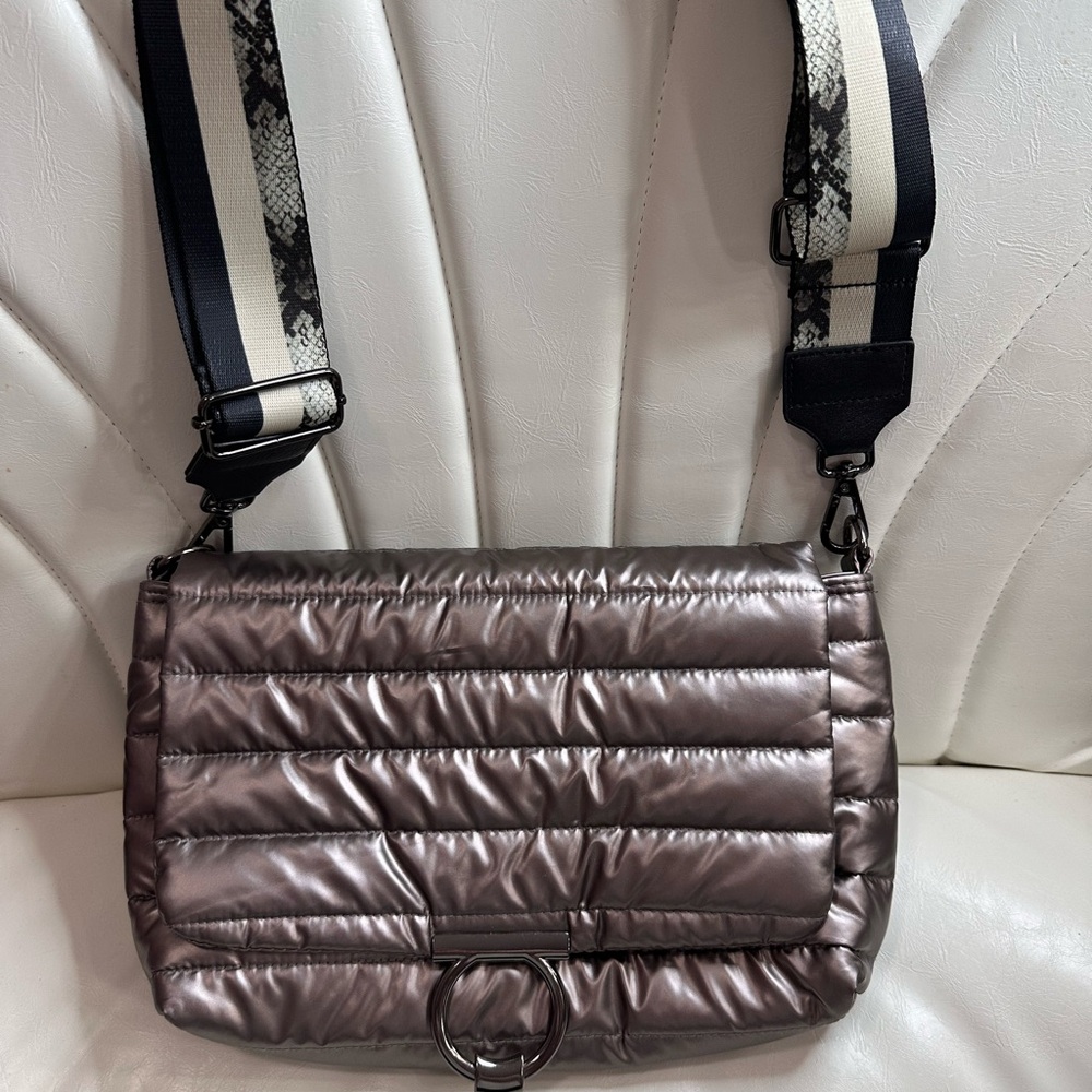 Think Royln Metallic Quilted Crossbody Bag. 🎉Price Drop🎉